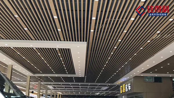 鋁方通廠家預測今年鋁方通哪款火爆